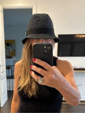 Black Bucket Hat - Gucci authentic